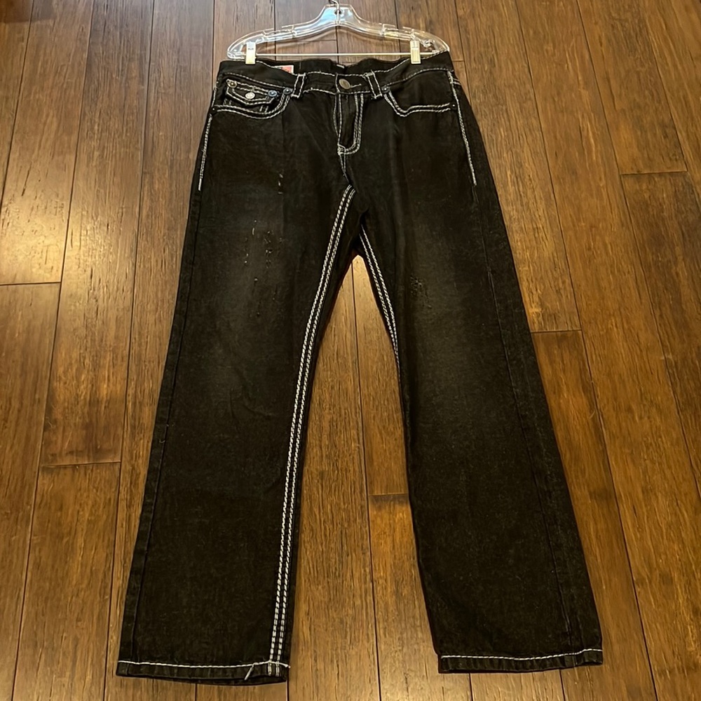True religion gend supert size 36! New without tags! Great condition.
